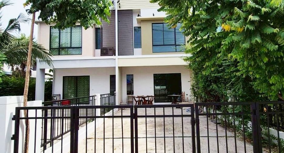 Reihenhaus zum Kauf mit 3 Zimmer in Bang Bua Thong, Nonthaburi