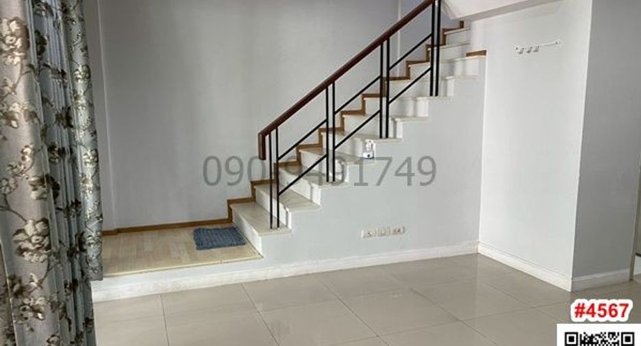 For rent 3 bedrooms condo in Suan Luang, Bangkok