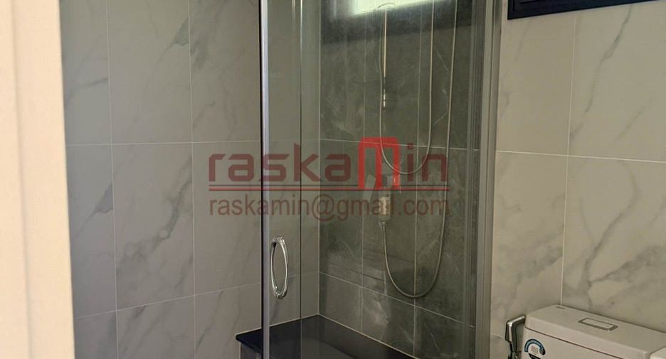 For sale 4 bedrooms house in Bang Lamung, Chonburi