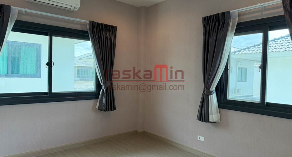 For sale 4 bedrooms house in Bang Lamung, Chonburi