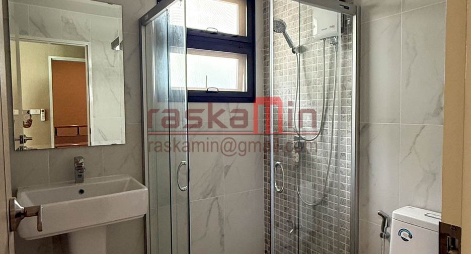 For sale 4 bedrooms house in Bang Lamung, Chonburi