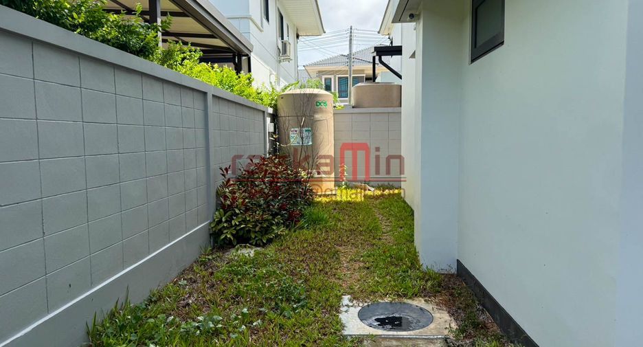 For sale 4 bedrooms house in Bang Lamung, Chonburi
