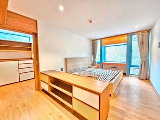 Serviced Apartment zur Miete mit 2 Zimmer in Khlong Toei, Bangkok