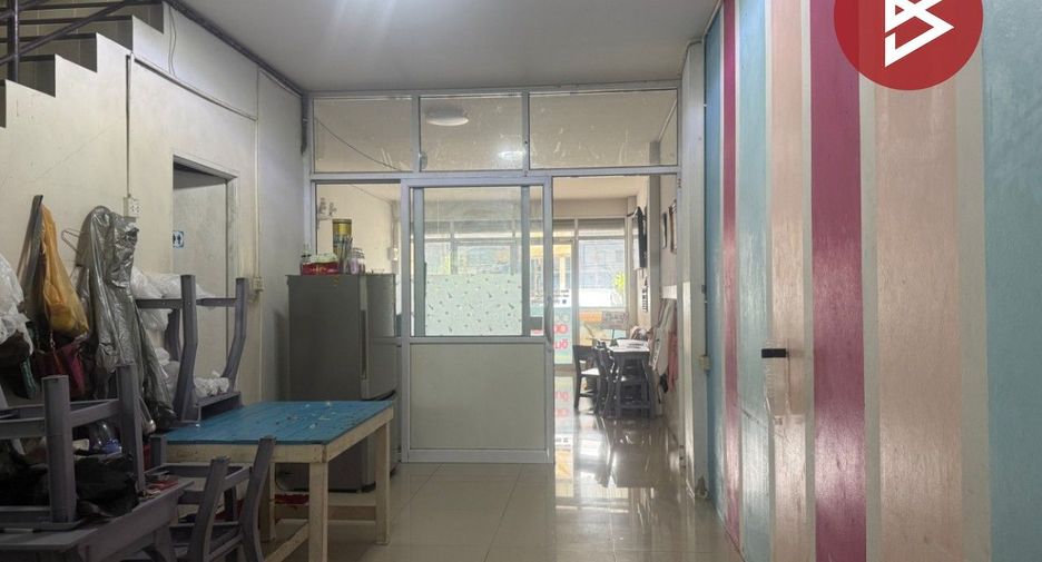 For sale 4 ベッドルーム retail Space in Mueang Chon Buri, Chonburi