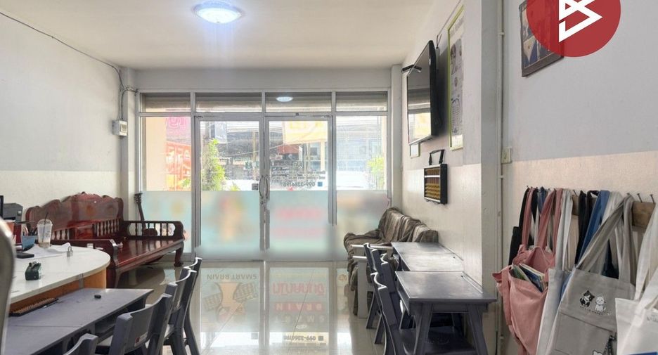 For sale 4 ベッドルーム retail Space in Mueang Chon Buri, Chonburi