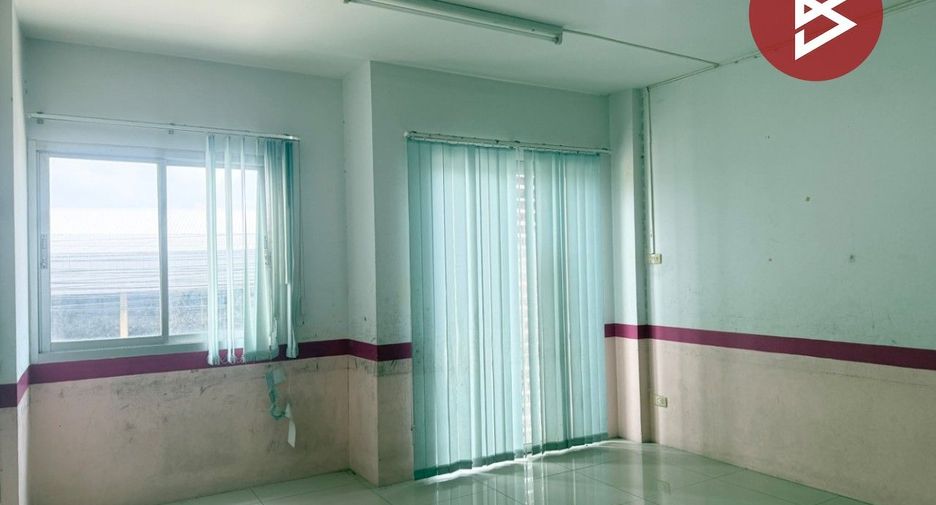 For sale 4 ベッドルーム retail Space in Mueang Chon Buri, Chonburi