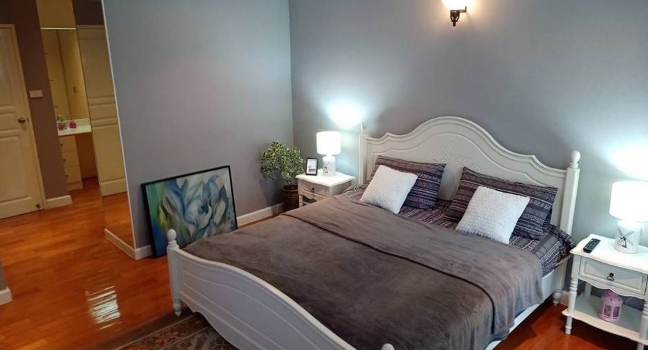 For rent and for sale 2 bedrooms condo in Watthana, Bangkok