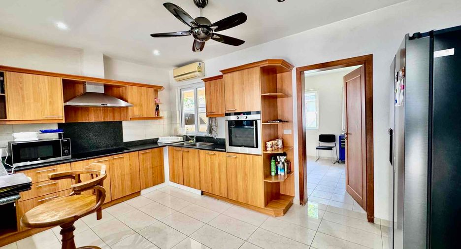 Villa zur Miete mit 3 Zimmer in Bang Lamung, Chonburi