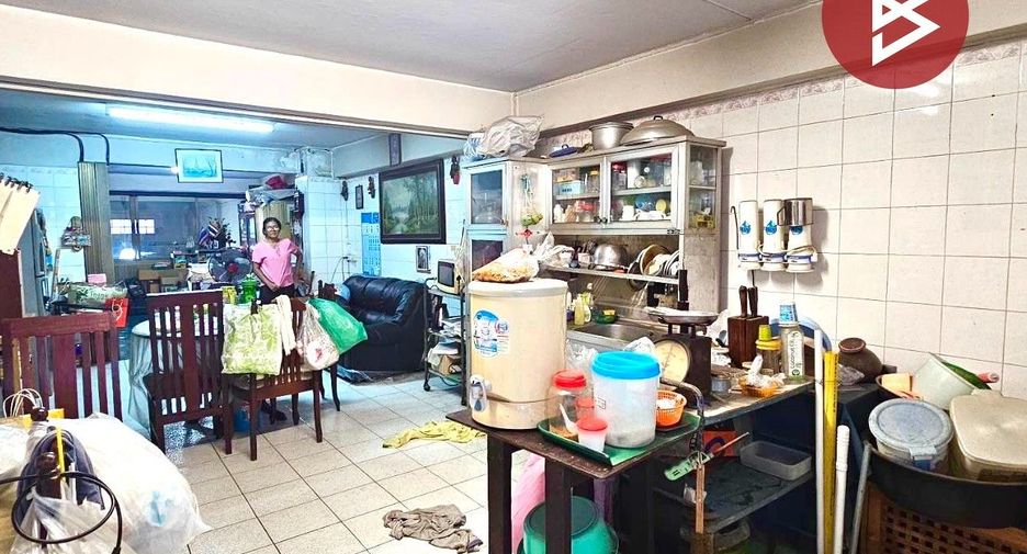 For sale retail Space in Suan Luang, Bangkok