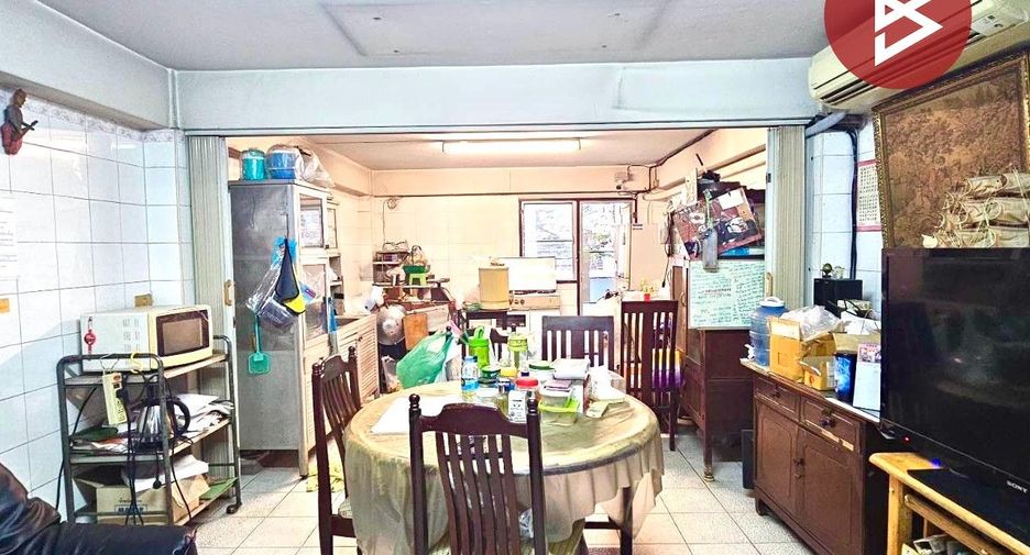 For sale retail Space in Suan Luang, Bangkok