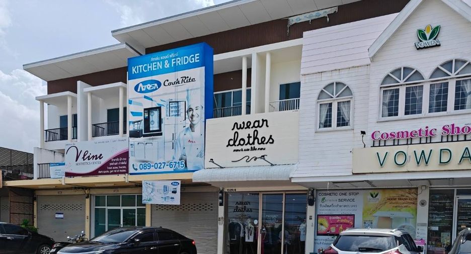 Local comercial en venta de 4 habitaciones en Cha Am, Phetchaburi
