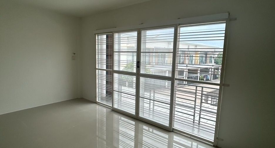 出售 2 卧室 联排别墅 在 Mueang Chon Buri, Chon Buri