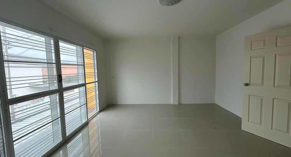 出售 2 卧室 联排别墅 在 Mueang Chon Buri, Chon Buri