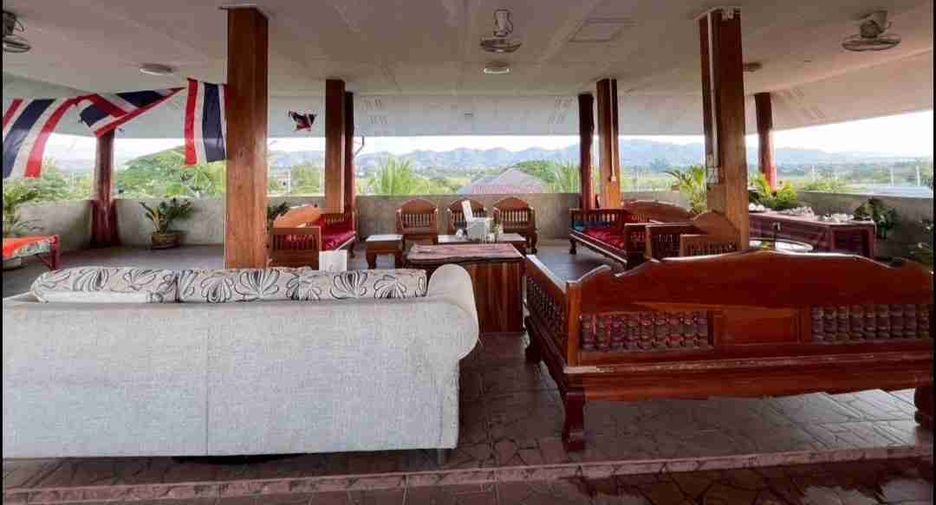 Продажа 4 спальни дом в Mueang Lampang, Lampang