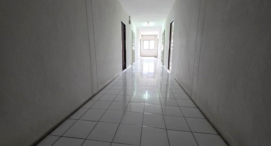 Wohnung zum Kauf mit 1 Zimmer in Pluak Daeng, Rayong
