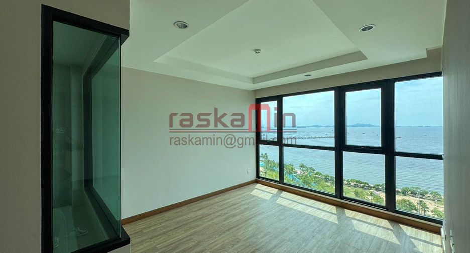 For sale 1 bed condo in Si Racha, Chonburi