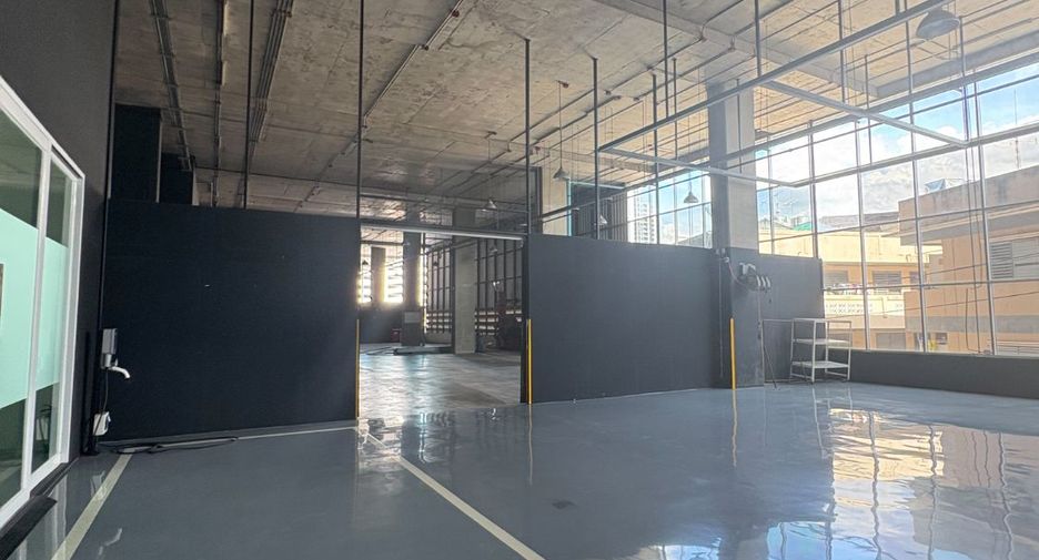 For rent office in Suan Luang, Bangkok