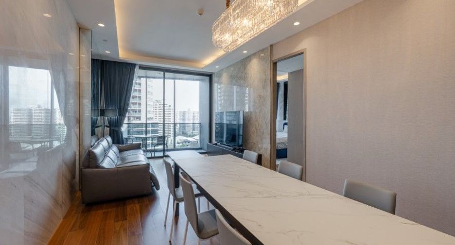 For sale 2 bedrooms condo in Khlong Toei, Bangkok