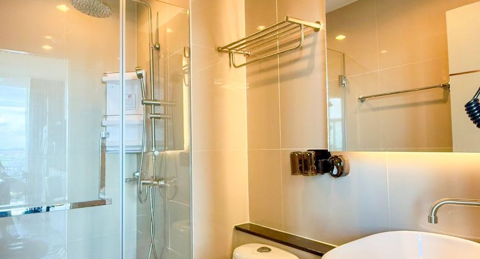 For sale 1 bed condo in Bang Lamung, Chonburi