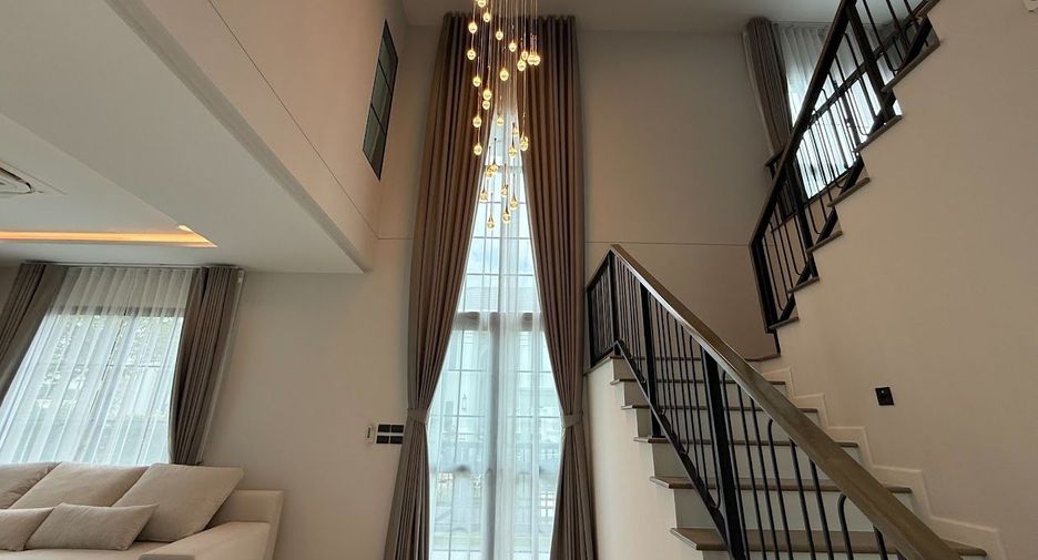 Reihenhaus zur Miete und zum Kauf mit 4 Zimmer in Bang Phli, Samut Prakan