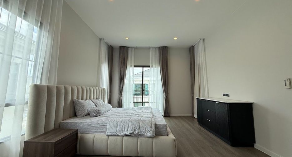 Reihenhaus zur Miete und zum Kauf mit 4 Zimmer in Bang Phli, Samut Prakan