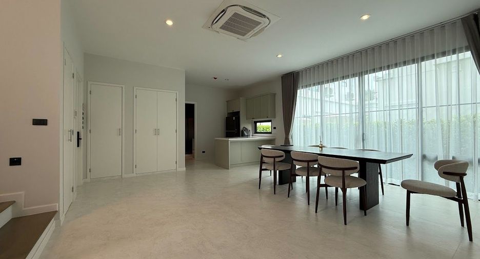 Reihenhaus zur Miete und zum Kauf mit 4 Zimmer in Bang Phli, Samut Prakan