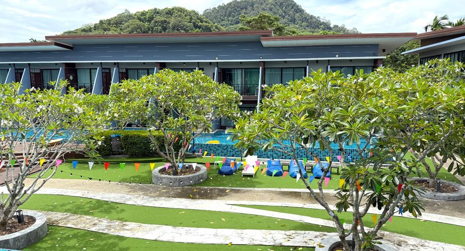 For sale 52 bedrooms retail Space in Mueang Krabi, Krabi