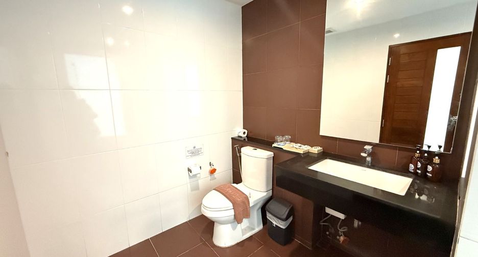 For sale 52 bedrooms retail Space in Mueang Krabi, Krabi