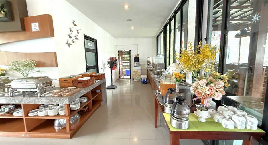 For sale 52 bedrooms retail Space in Mueang Krabi, Krabi