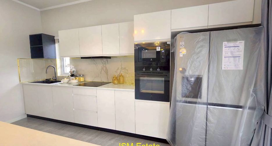 For sale 3 bedrooms house in Hua Hin, Prachuap Khiri Khan