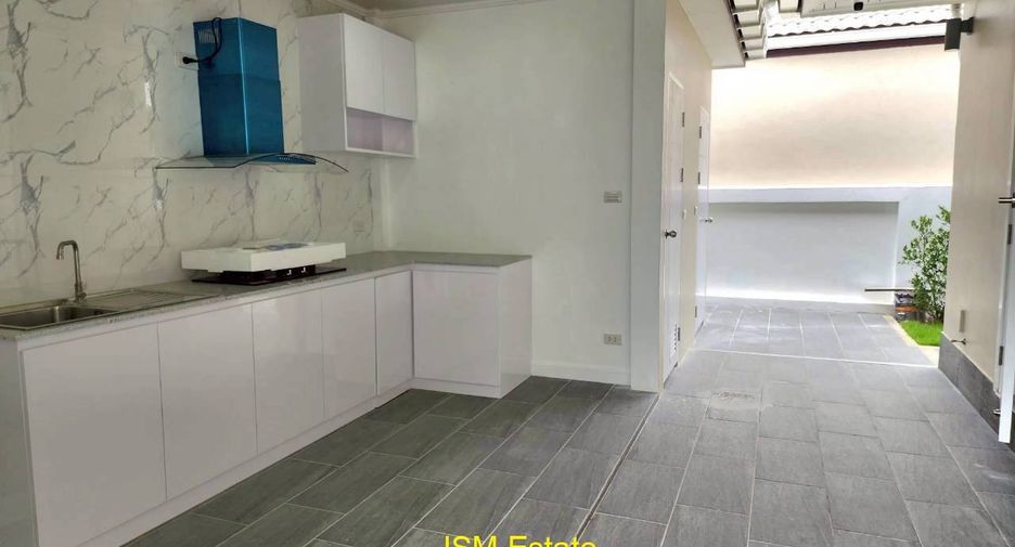 For sale 3 bedrooms house in Hua Hin, Prachuap Khiri Khan