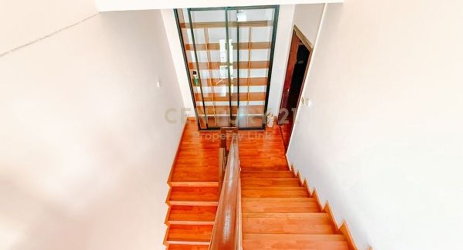 Reihenhaus zum Kauf mit 3 Zimmer in Phaya Thai, Bangkok