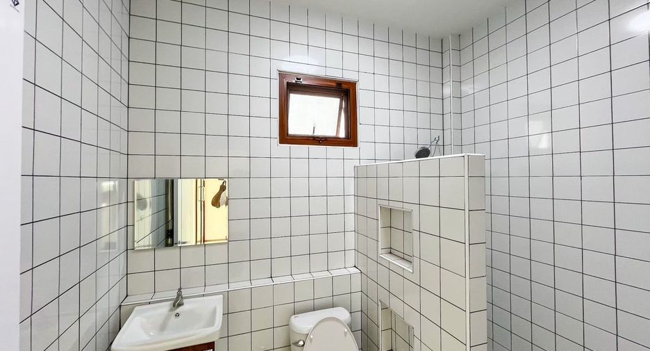 For sale 3 bedrooms house in Hang Dong, Chiang Mai