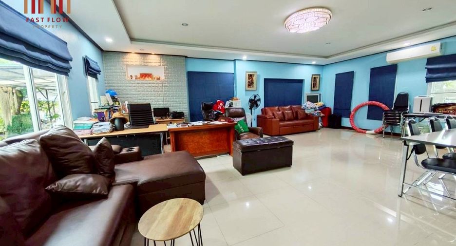For sale 4 bedrooms house in Sai Noi, Nonthaburi