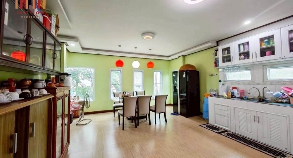 For sale 4 bedrooms house in Sai Noi, Nonthaburi