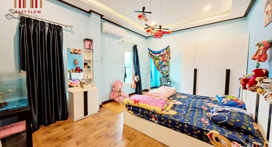 For sale 4 bedrooms house in Sai Noi, Nonthaburi