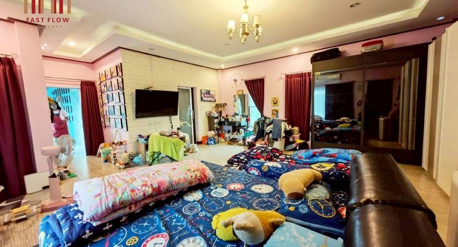 For sale 4 bedrooms house in Sai Noi, Nonthaburi