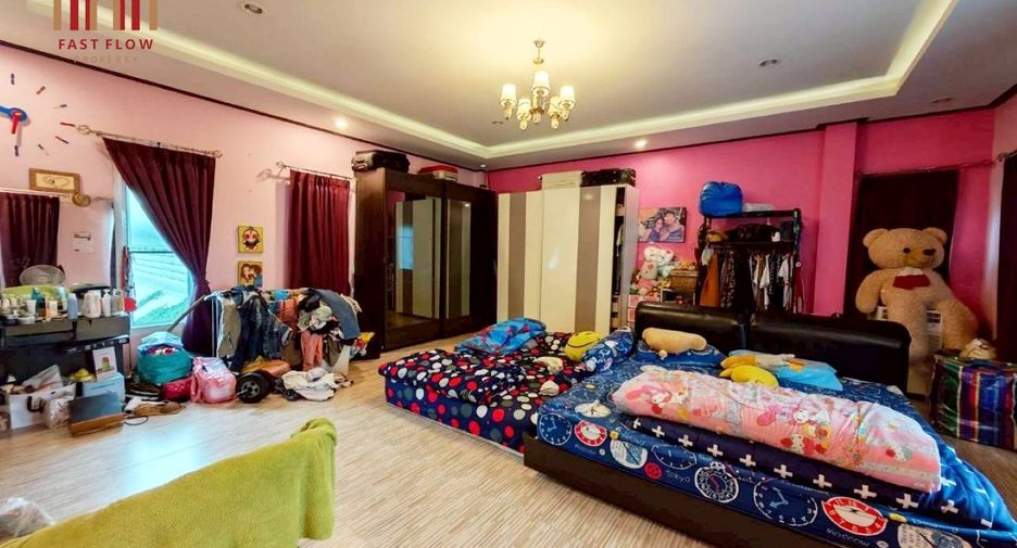 For sale 4 bedrooms house in Sai Noi, Nonthaburi