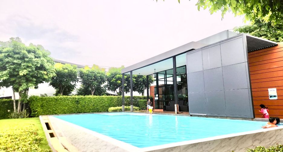 For sale 3 bedrooms townhouse in Bang Pa-in, Phra Nakhon Si Ayutthaya