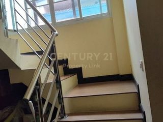 For sale 4 bedrooms townhouse in Phaya Thai, Bangkok