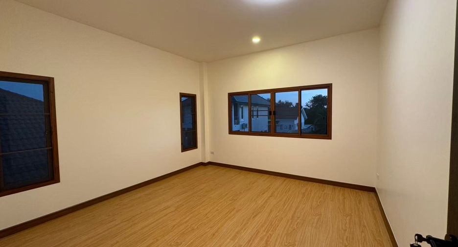 For sale 4 bedrooms house in Hang Dong, Chiang Mai