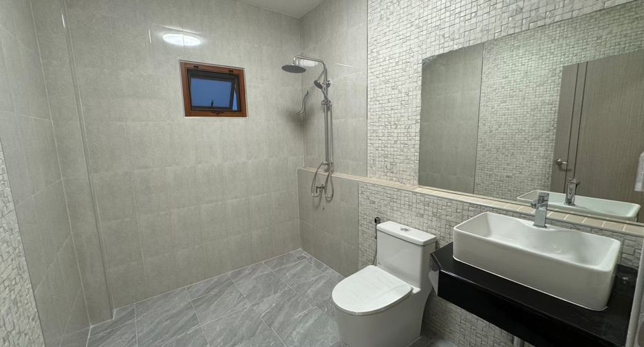 For sale 4 bedrooms house in Hang Dong, Chiang Mai