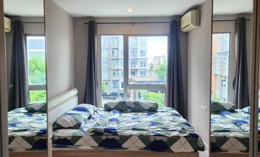 For rent 2 bedrooms condo in Huai Khwang, Bangkok