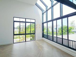 For sale 5 bedrooms house in Bang Phli, Samut Prakan