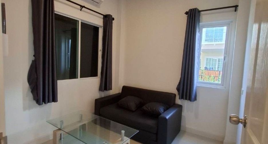 For sale 4 bedrooms house in Mueang Chon Buri, Chonburi