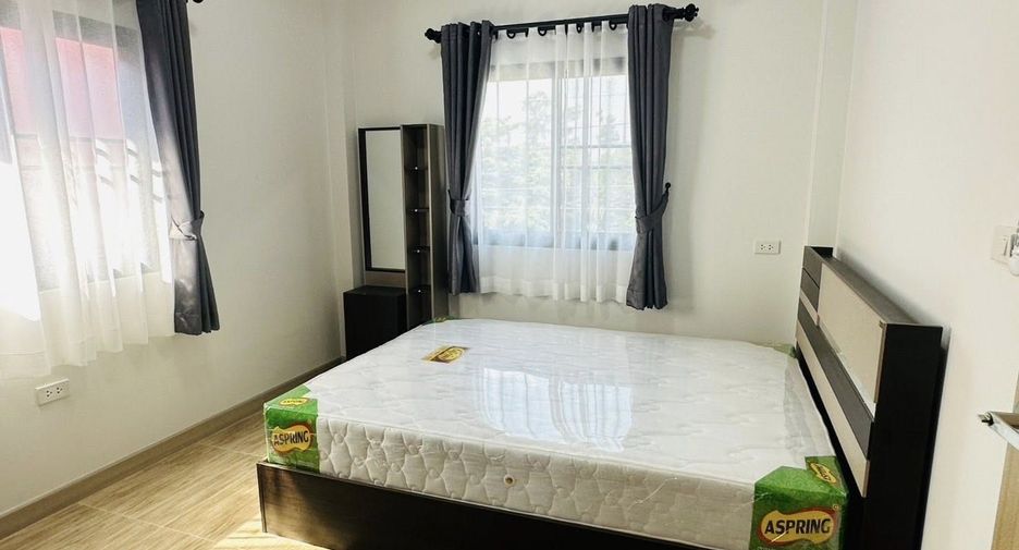Haus zur Miete mit 4 Zimmer in Saraphi, Chiang Mai