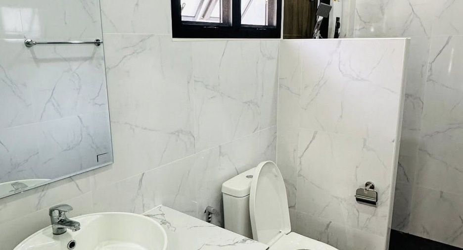 Haus zur Miete mit 4 Zimmer in Saraphi, Chiang Mai