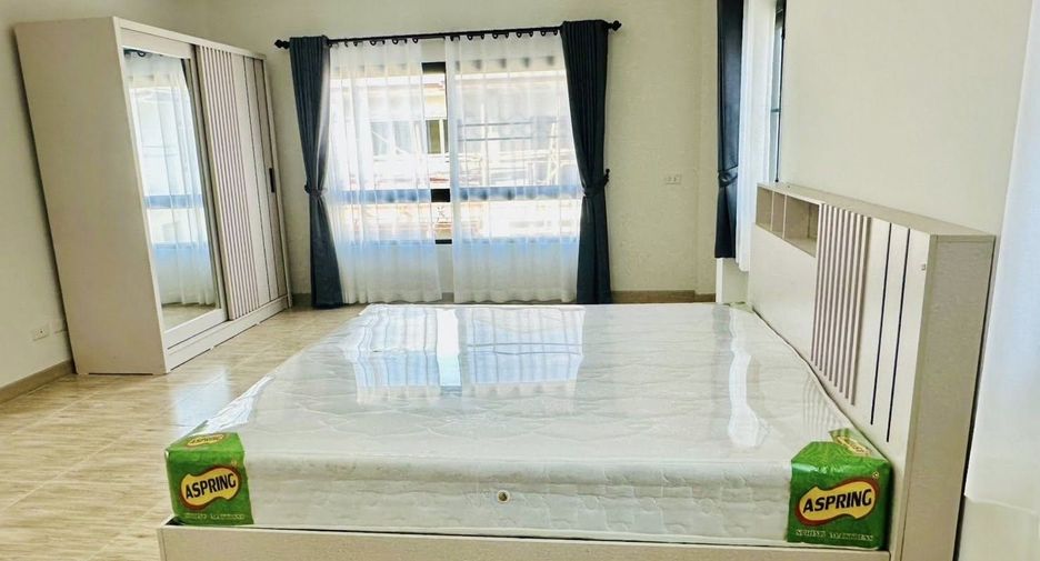 Haus zur Miete mit 4 Zimmer in Saraphi, Chiang Mai