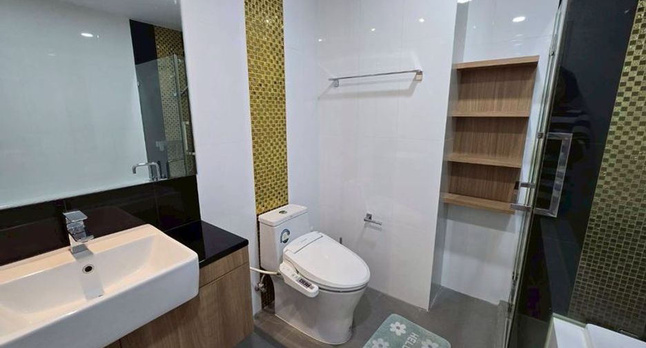 For sale 1 bed condo in Si Racha, Chonburi