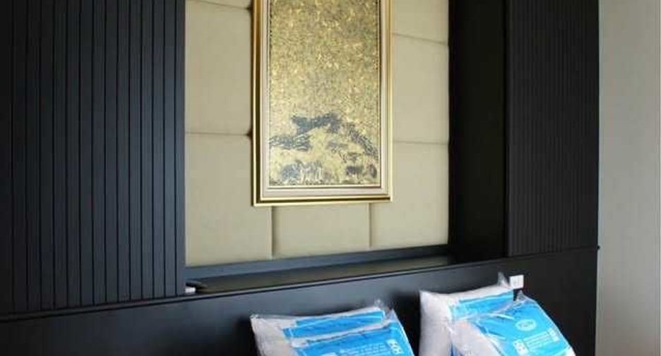 Condo en alquiler de 3 habitaciones en Khlong Toei, Bangkok